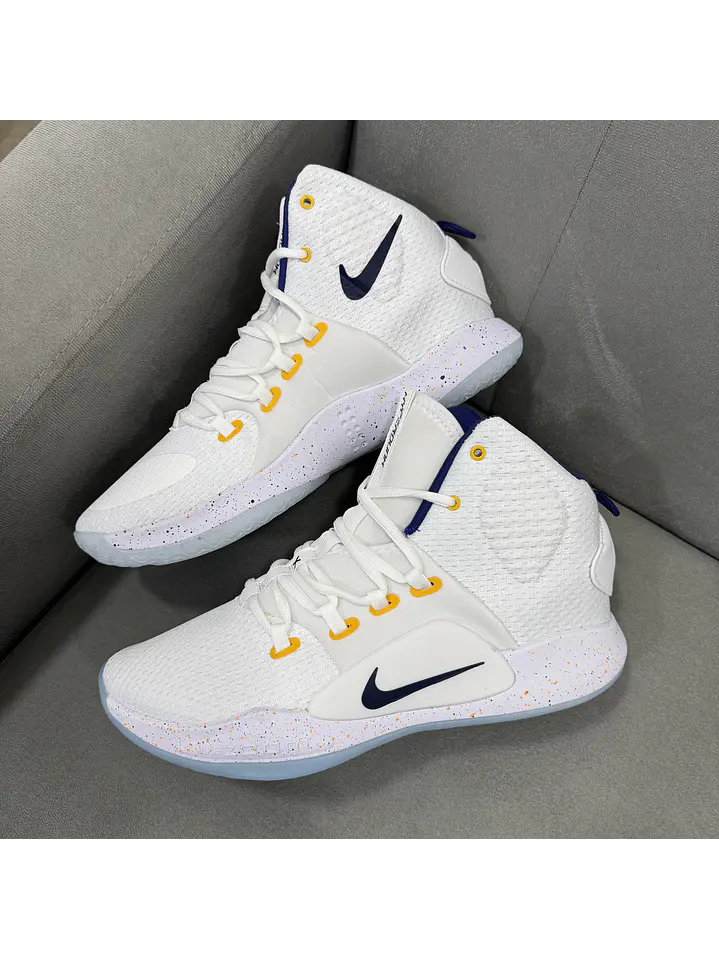 Nike Hyperdunk 2018 White Purple 4