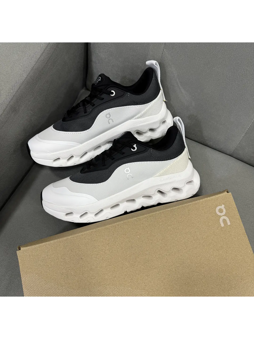 On Cloudtilt X Loewe Black White 1