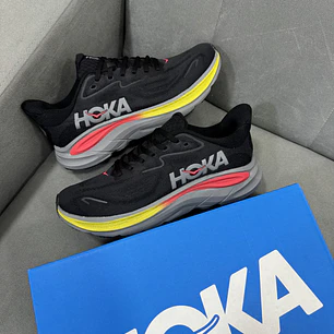 Hoka Clifton 10 Black 