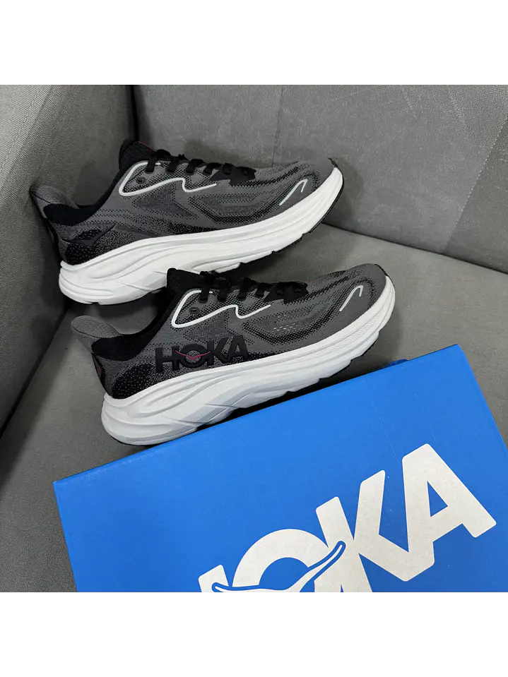Hoka Clifton 10 Black Grey  2