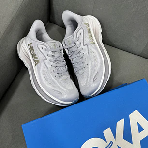 Hoka Clifton Mujer Lila 