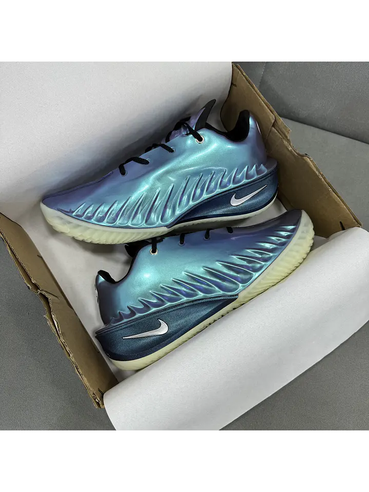 Nike G.T Cut 0.4 Blue Metallic  2