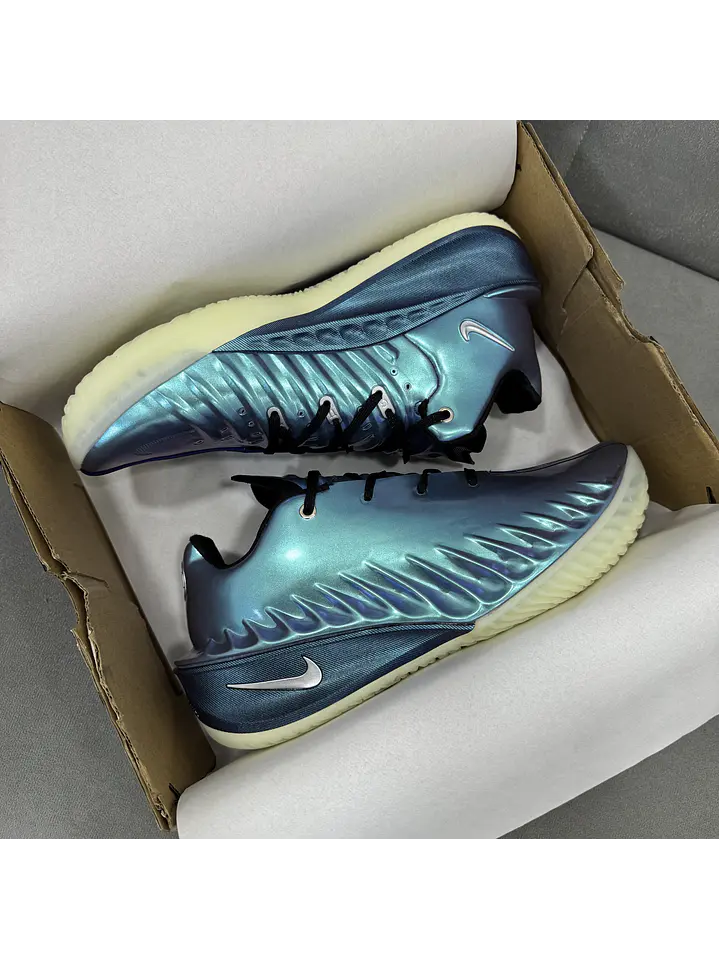 Nike G.T Cut 0.4 Blue Metallic  1