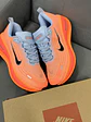 Nike Vomero Plus Orange Neón - Miniatura 4