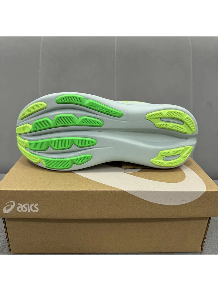 Asics Gel Nimbus 28 Green  2