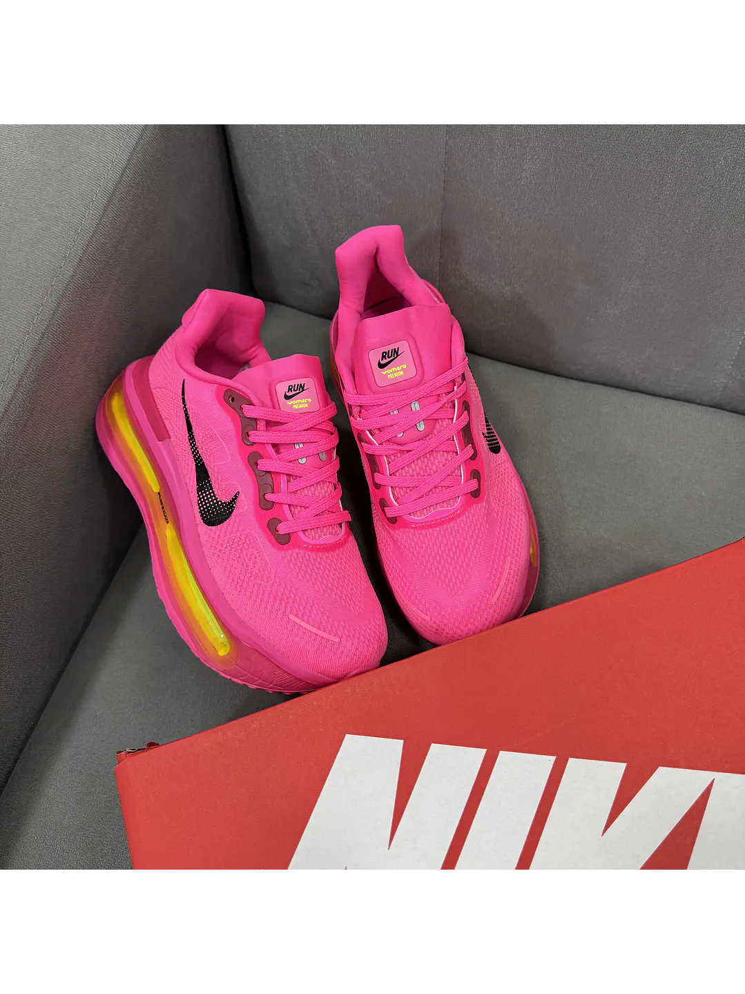Nike Zoom Vomero Plus Fucsia  3