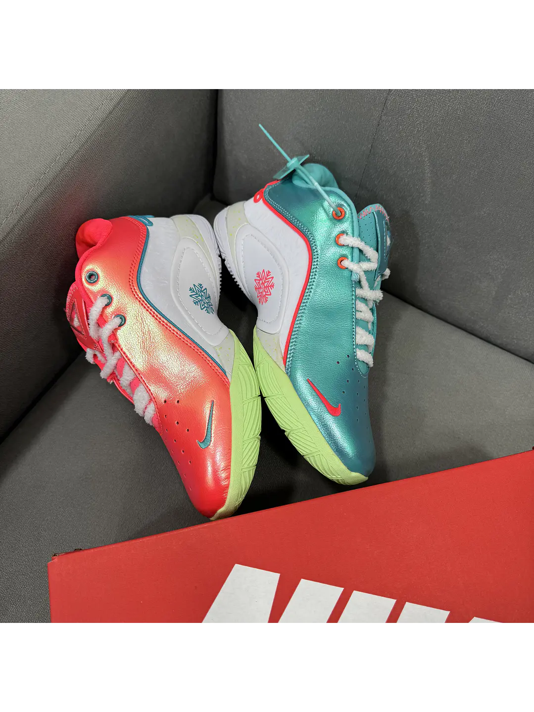 Nike Lebron 22 Christmas  2