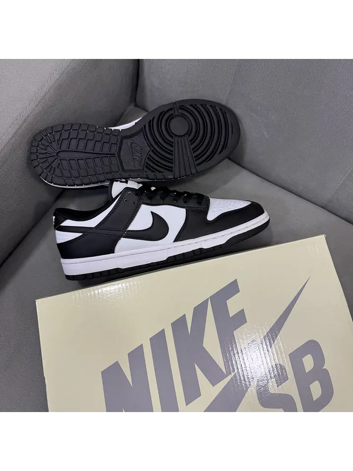 Nike Sb Dunk Low Classic Panda 3