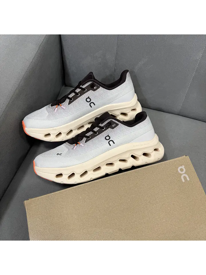 On Cloudtilt Beige Brown 2