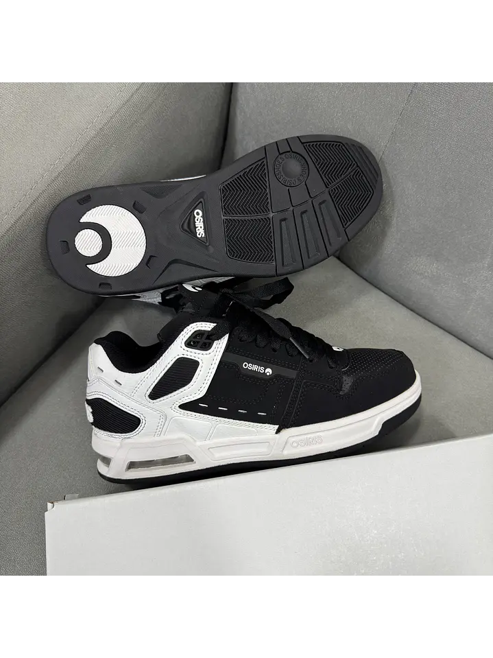 Osiris Peril Total Black  4