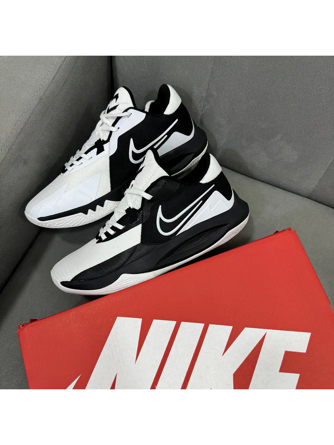 Nike Precisión Black White  3