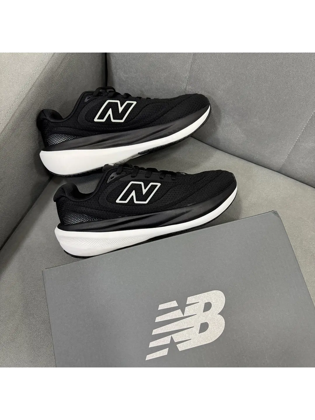 New Balance 1080 V15 Negro 2