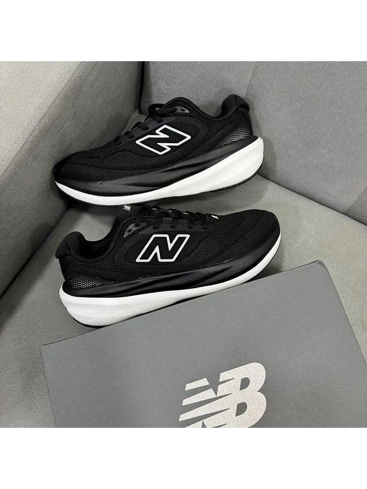 New Balance 1080 V15 Negro 1