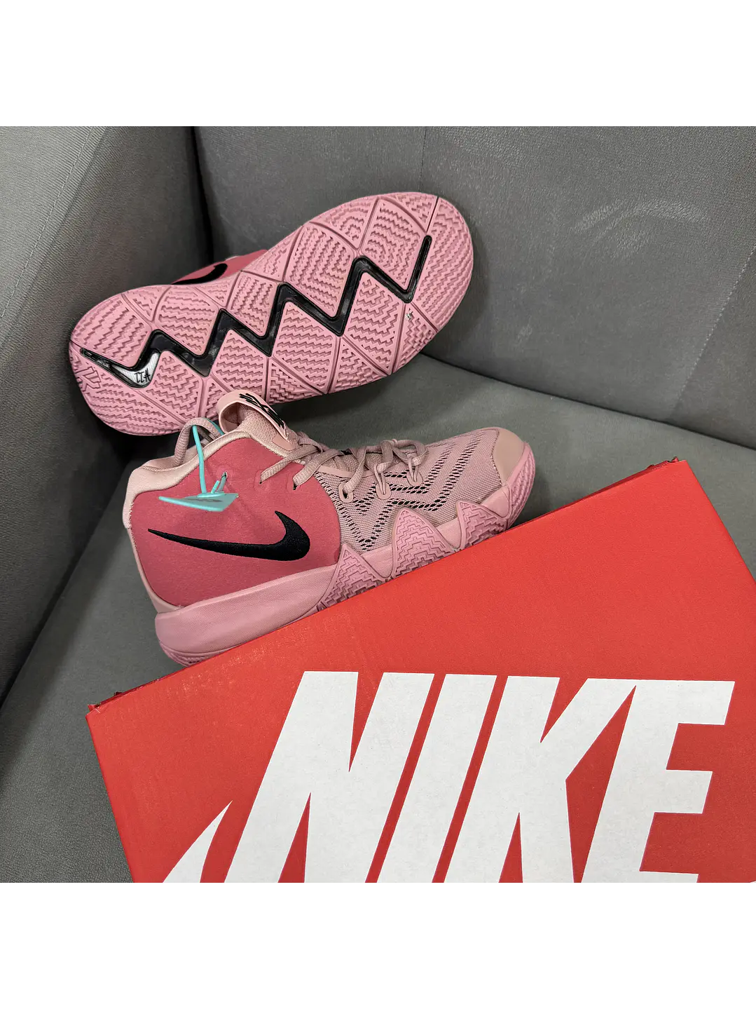 Nike Kyrie Irving 4 Atomic Pink  2