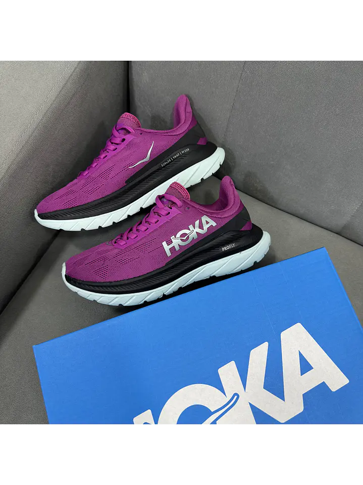 Hoka Mach 4 Morado  2