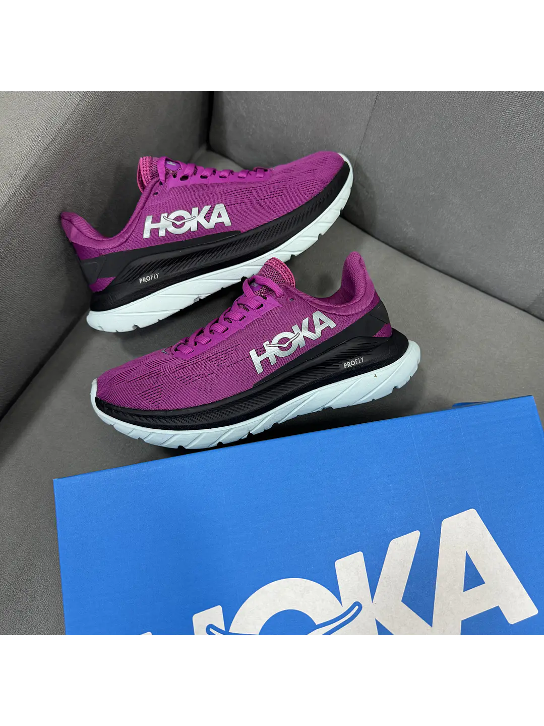 Hoka Mach 4 Morado  1