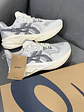 Asics Novablast 5 Beige - Miniatura 2