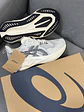Asics Novablast 5 Beige - Miniatura 3
