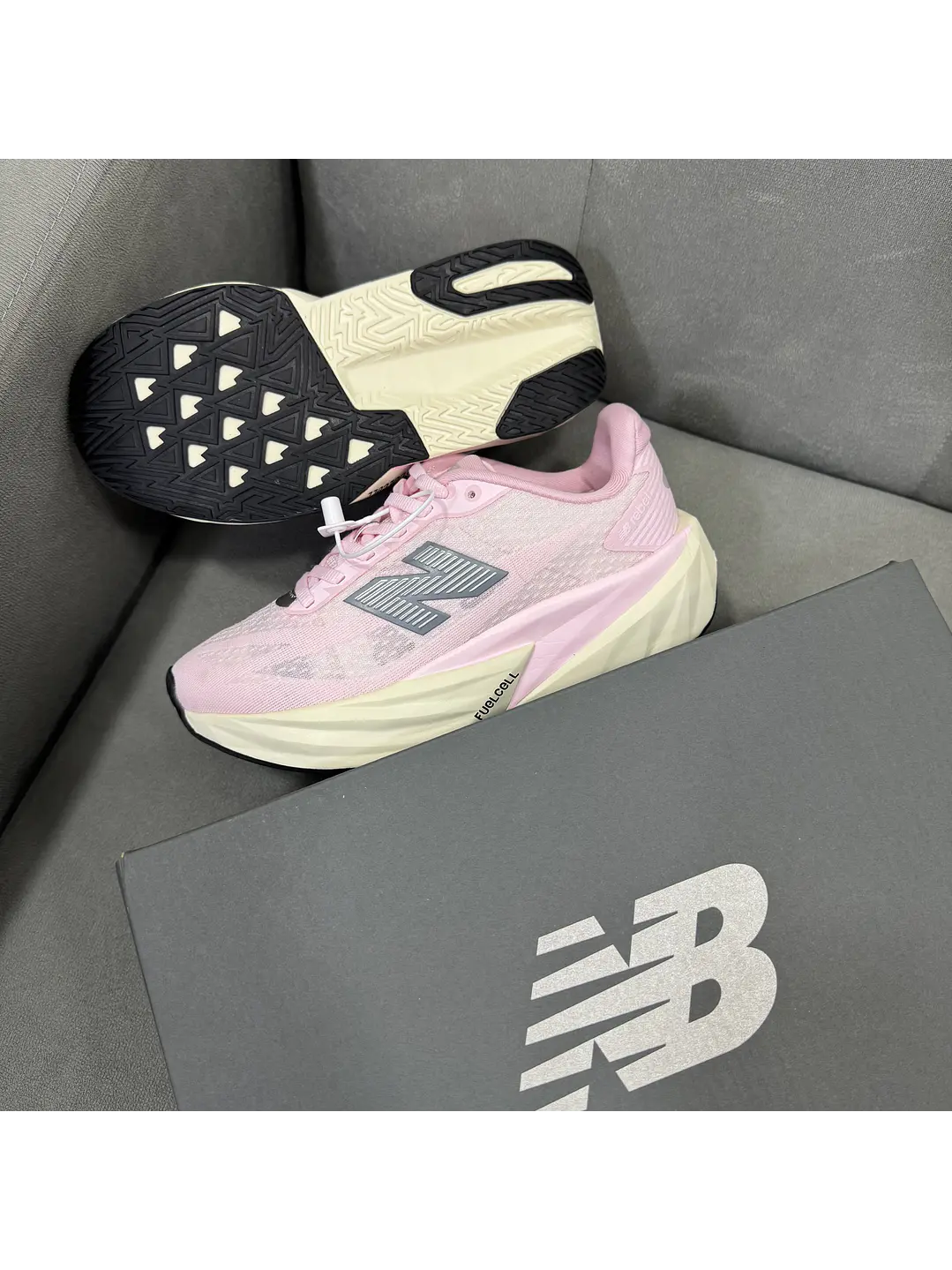 New Balance Rebel V5 Pink 3