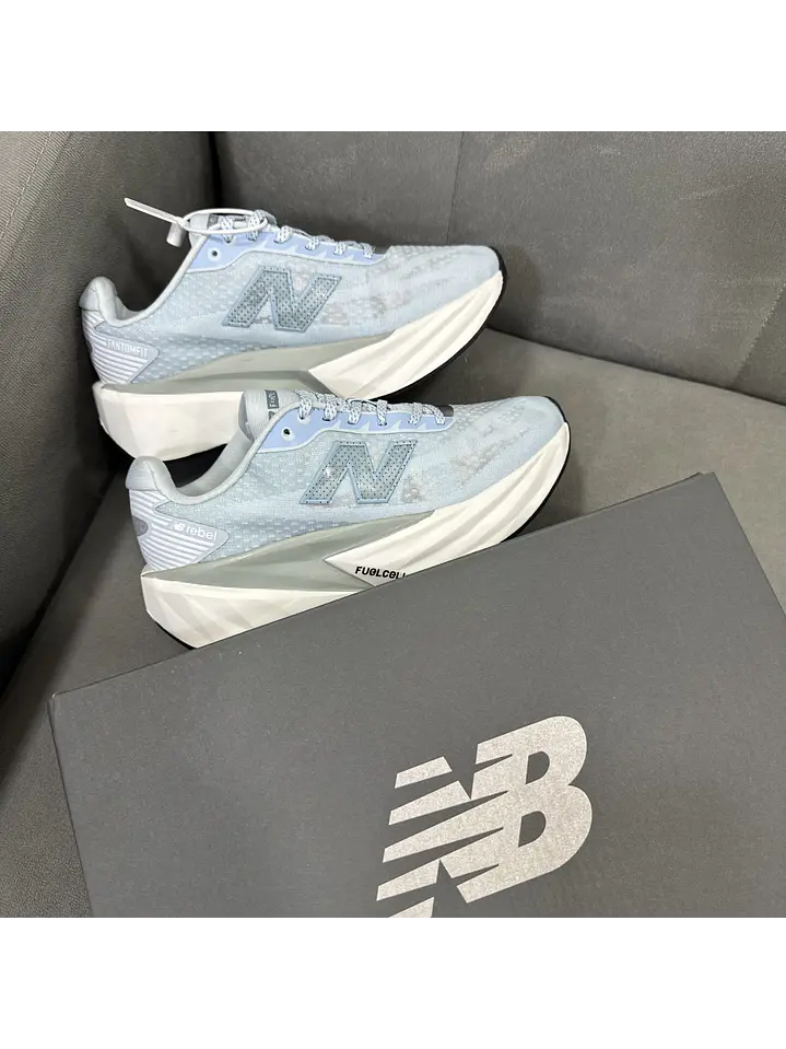 New Balance Rebel V5 Cielo 2