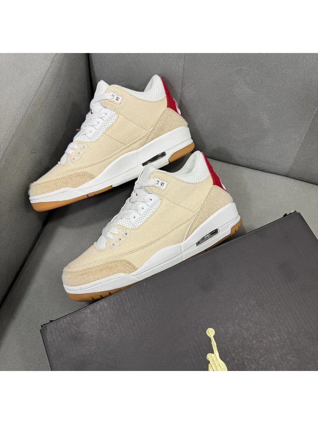 Jordan Retro 3 X Levis Beige 3