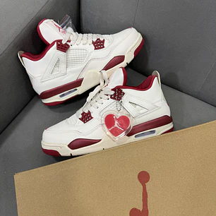 Jordan Retro 4 SAN VALENTIN 