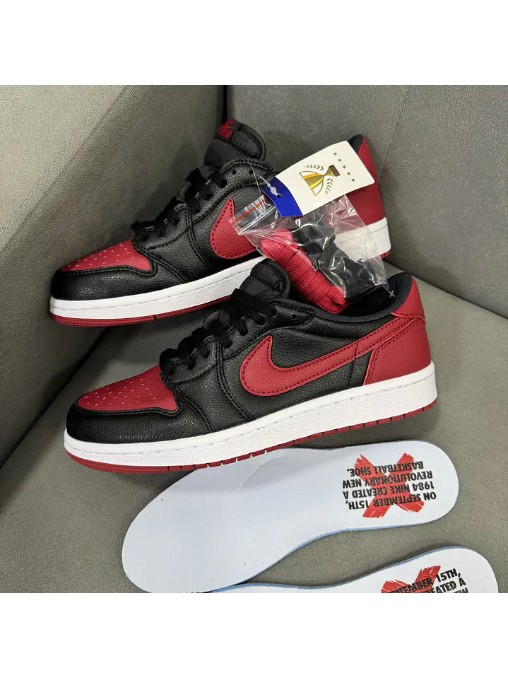 Jordan Retro 1 Low Banned 1