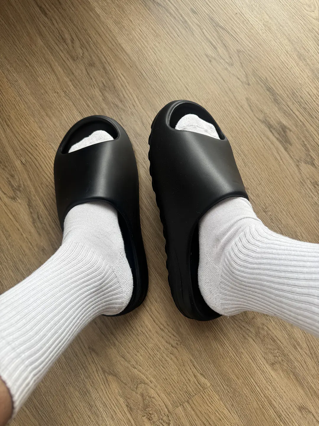 Adidas Yeezy Slide Black  2