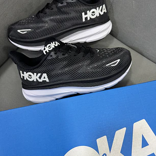 Hoka Clifton 9 Black 