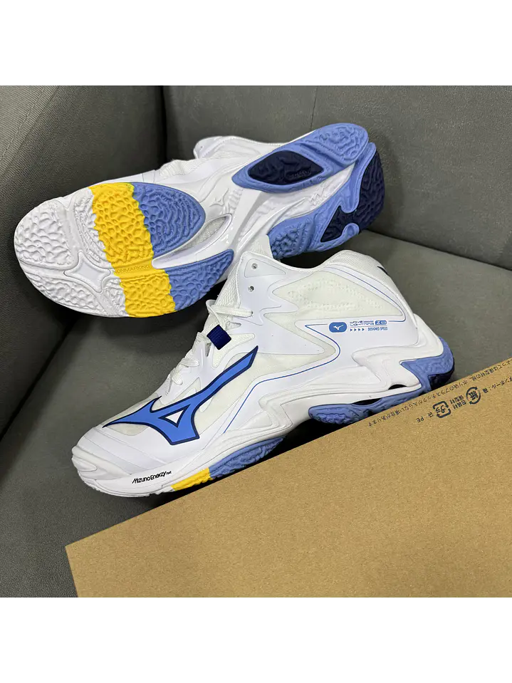 Mizuno Wave Z8 White Blue  3