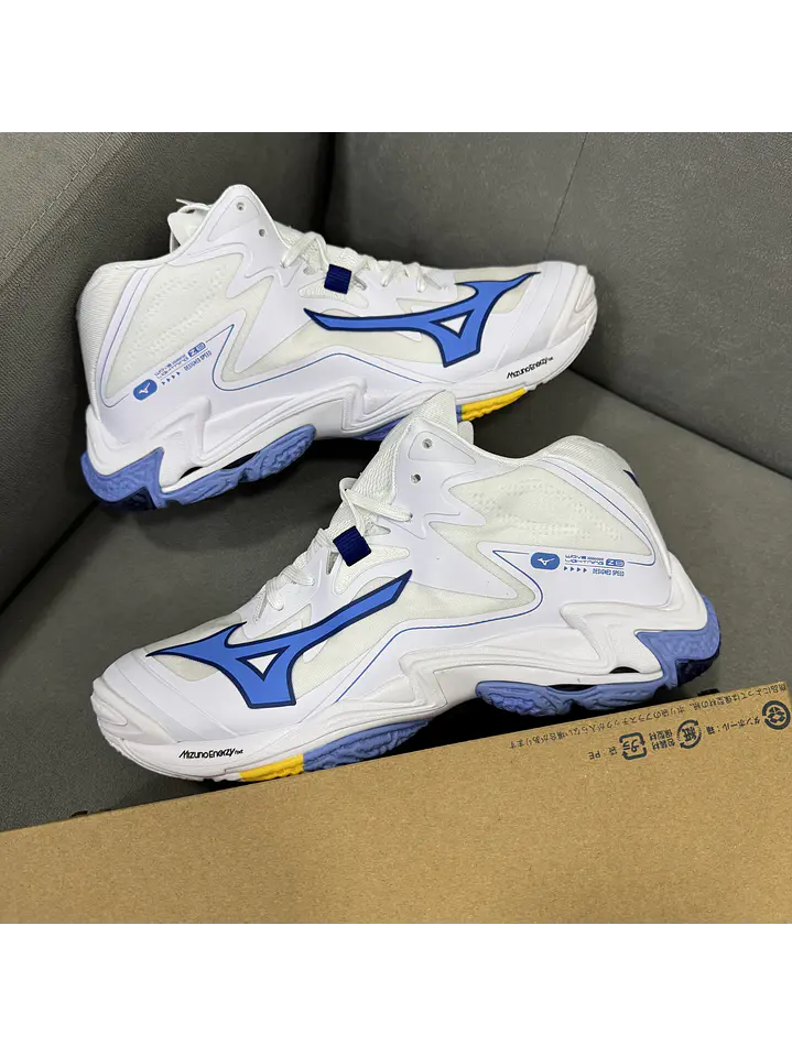 Mizuno Wave Z8 White Blue  1