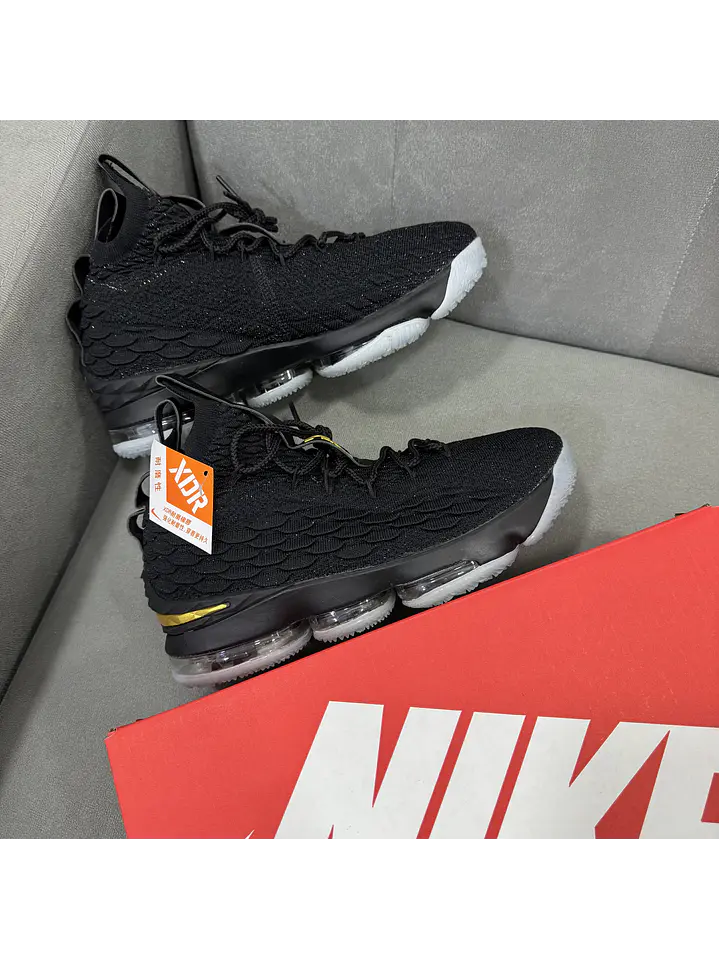 Nike Lebron 15 Black Gold 3