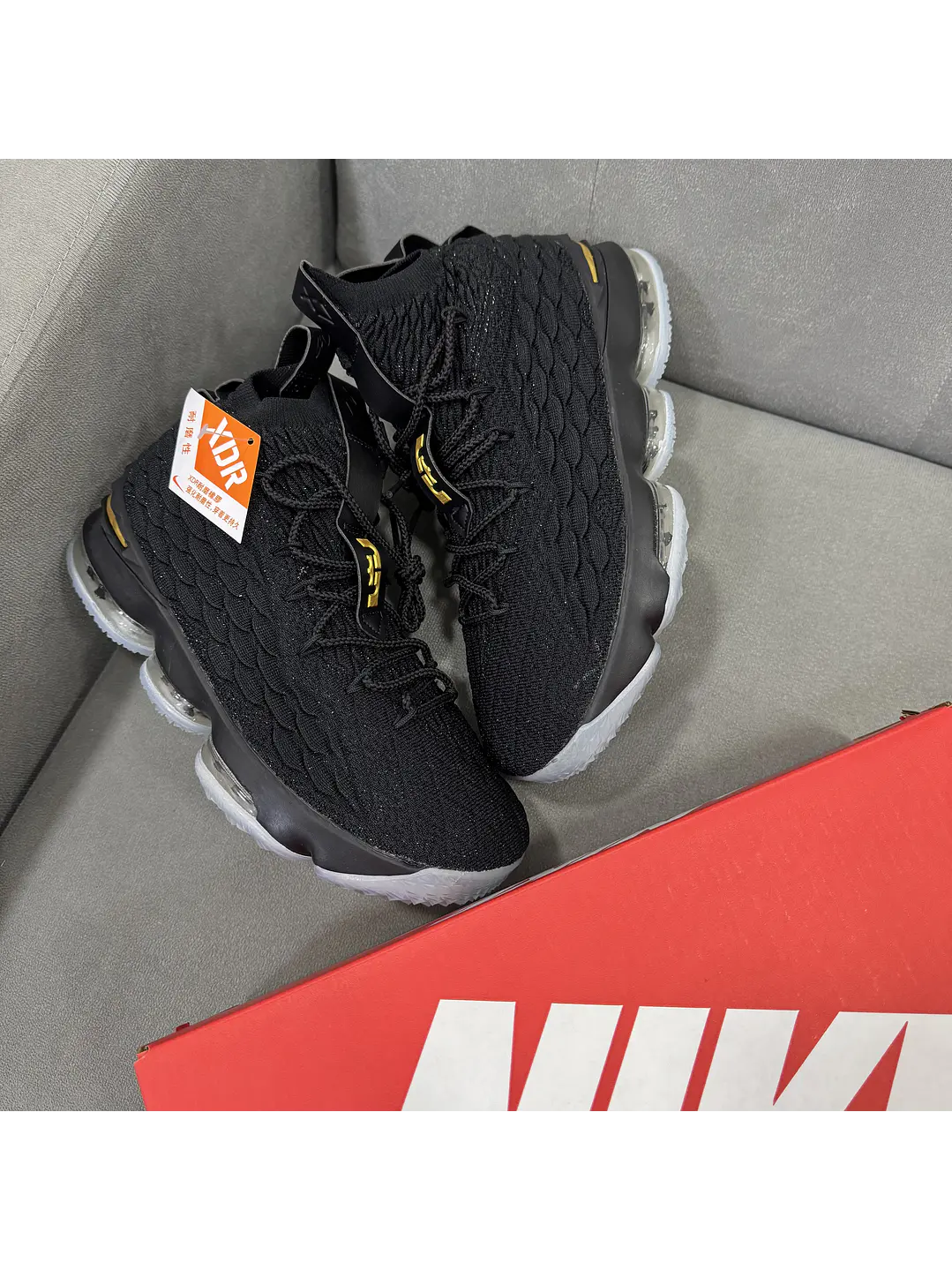 Nike Lebron 15 Black Gold 4