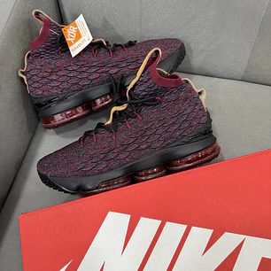 Nike Lebron 15 Bordo