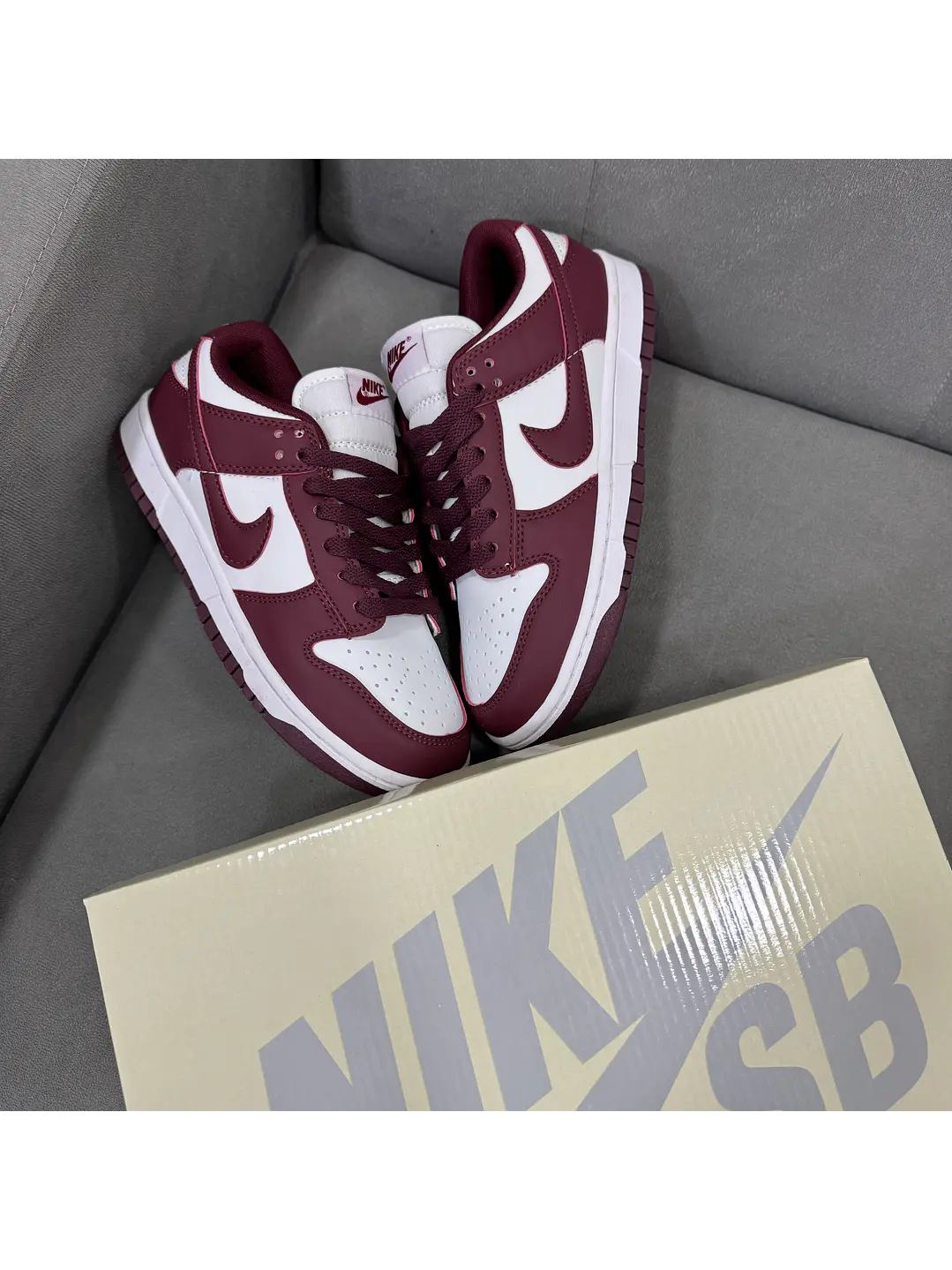 Nike Sb Dunk Low Burdeos 3