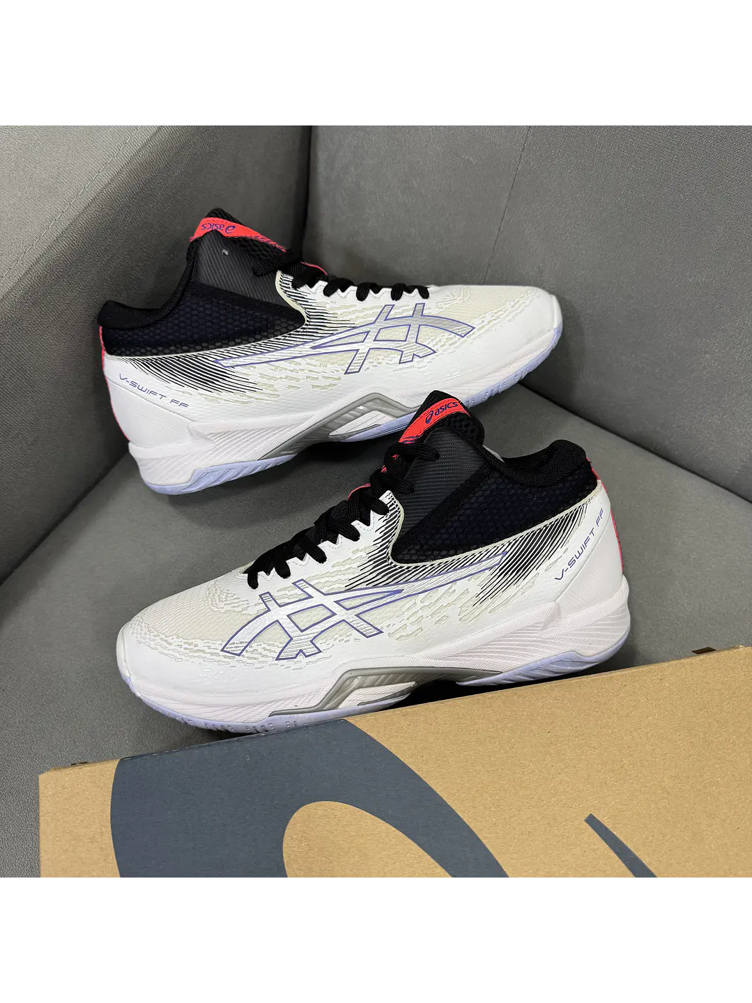 Asics Swift Ff MT 4 White Black 1