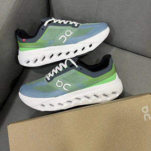 On Cloudsurfer Next Green 