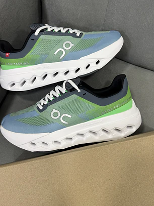 On Cloudsurfer Next Green 