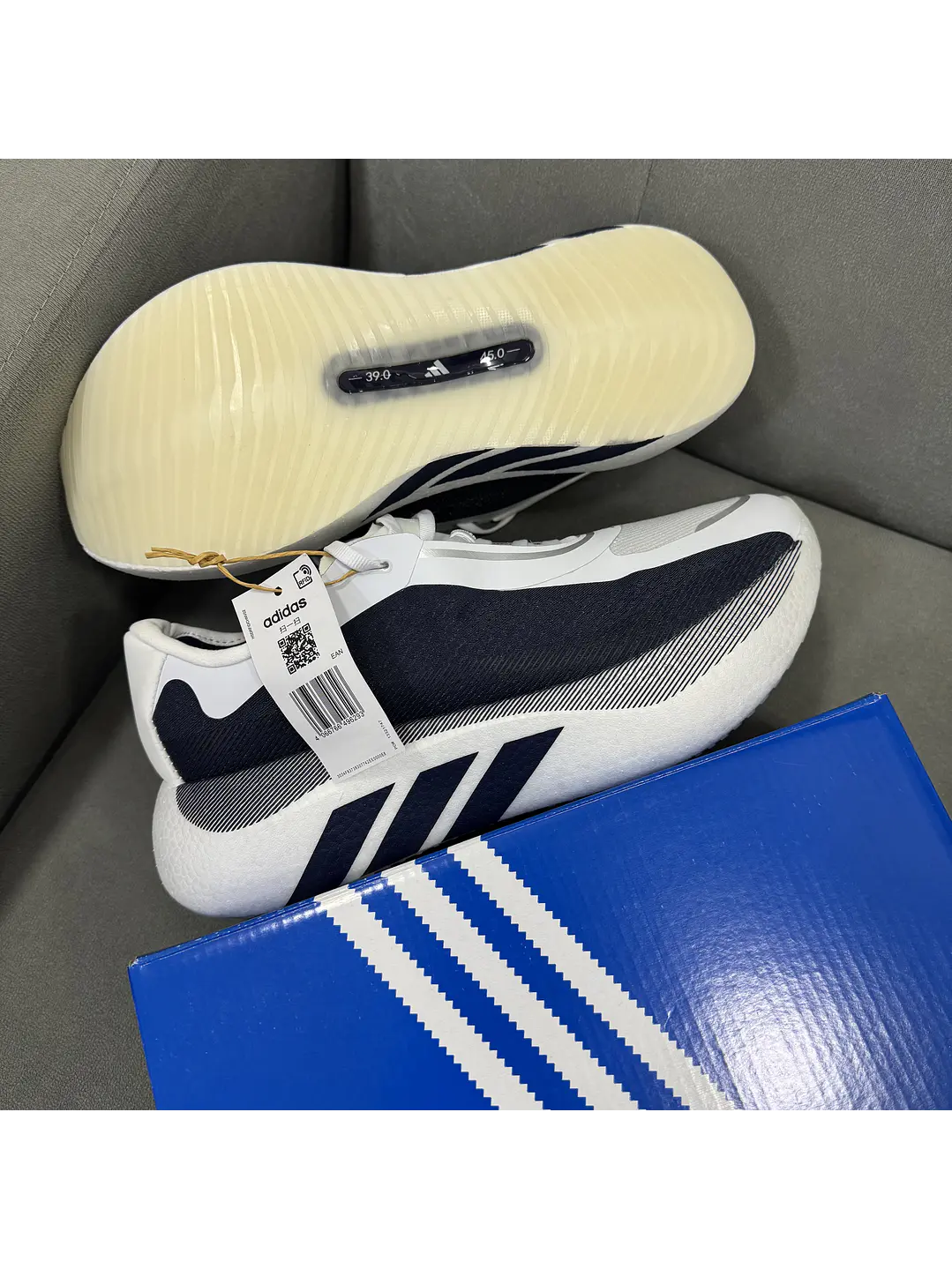 Adidas HyperBoost Edge Dark 2