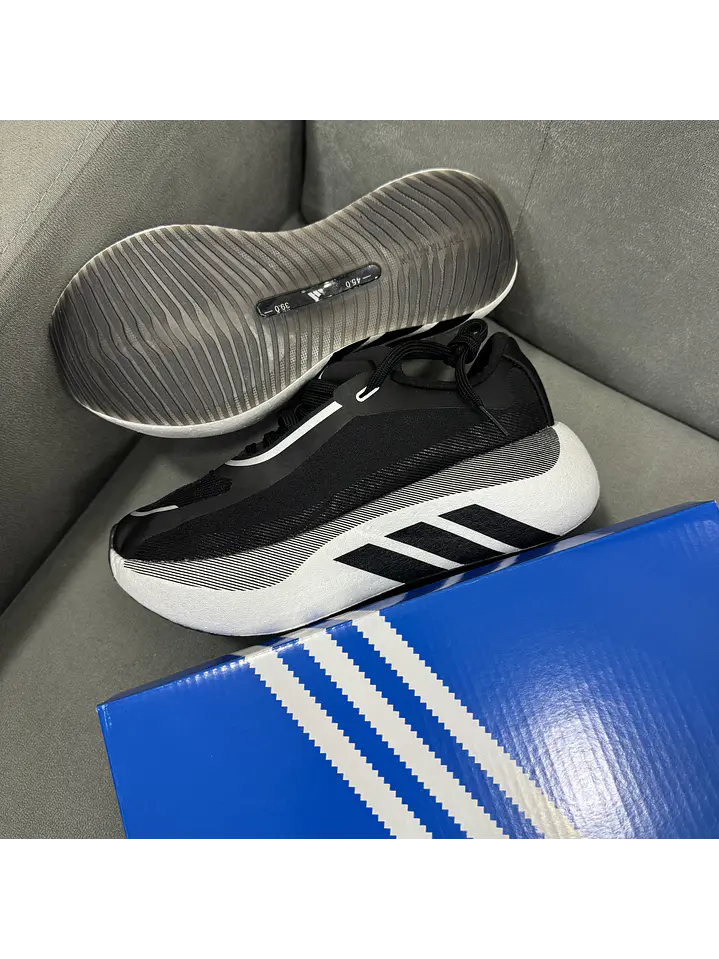 Adidas HyperBoost Edge Black White  4