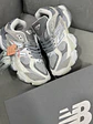 New Balance 9060 Gris Claro  - Miniatura 4