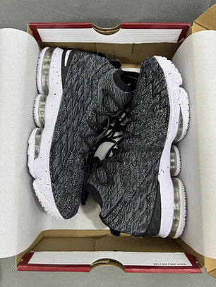 Nike Lebron 15 Black White 