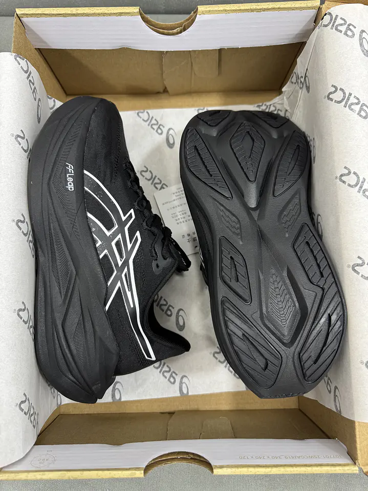 Asics Superblast 3 Negro  4