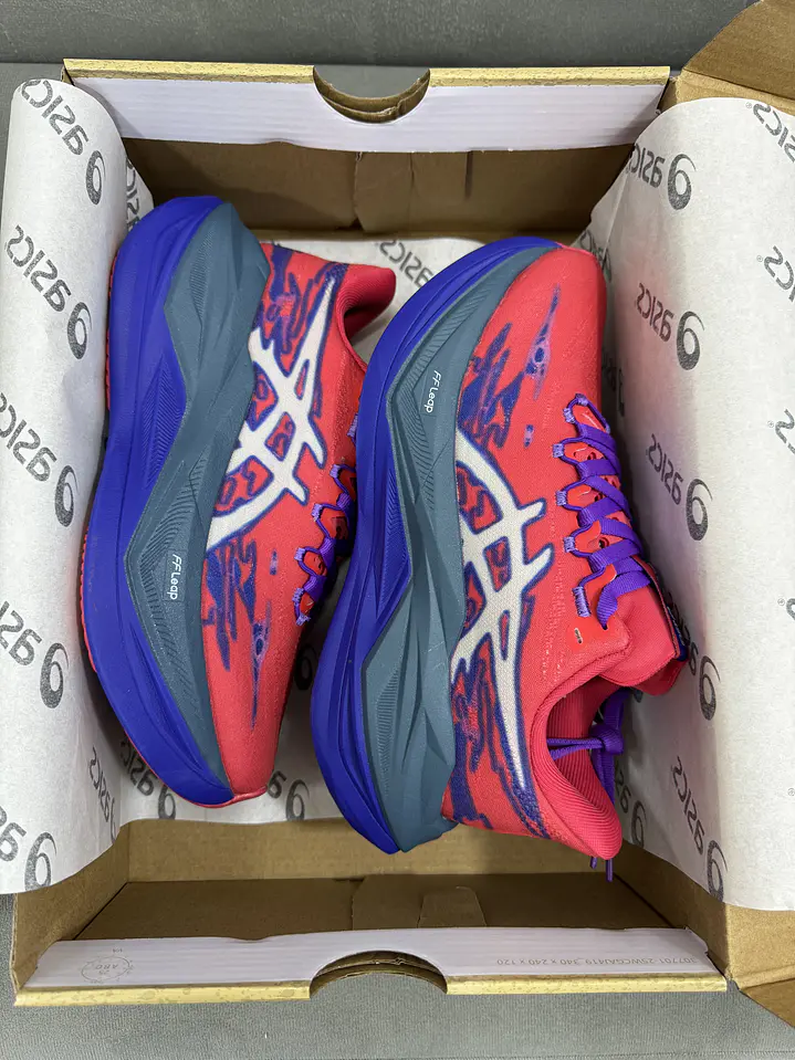 Asics Superblast 3 Red  2