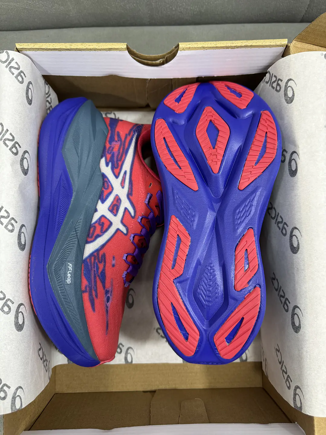 Asics Superblast 3 Red  4