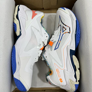 Mizuno Wave Lightning Z8 Low White 
