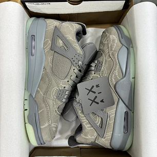 Jordan Retro 4 Kaws Gris 