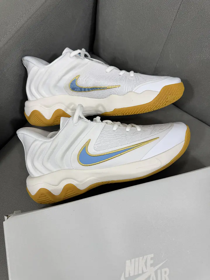 Nike Giannis Inmortality 0.4 White Gum 2