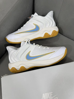 Nike Giannis Inmortality 0.4 White Gum