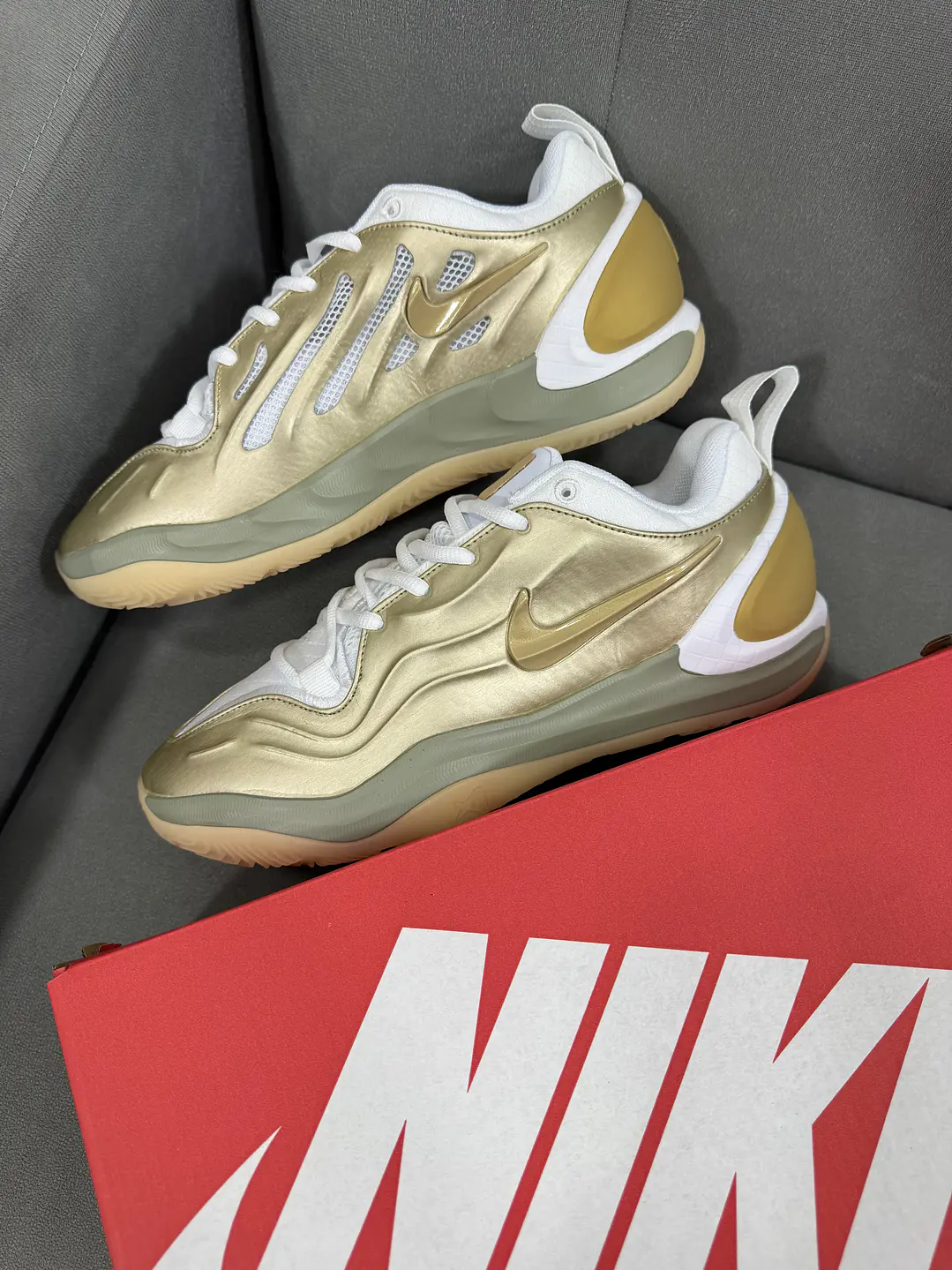Nike Aja Wilson 2 Gold 3